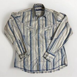 Chic Men’s Western Shirt with embroidery detail sz M